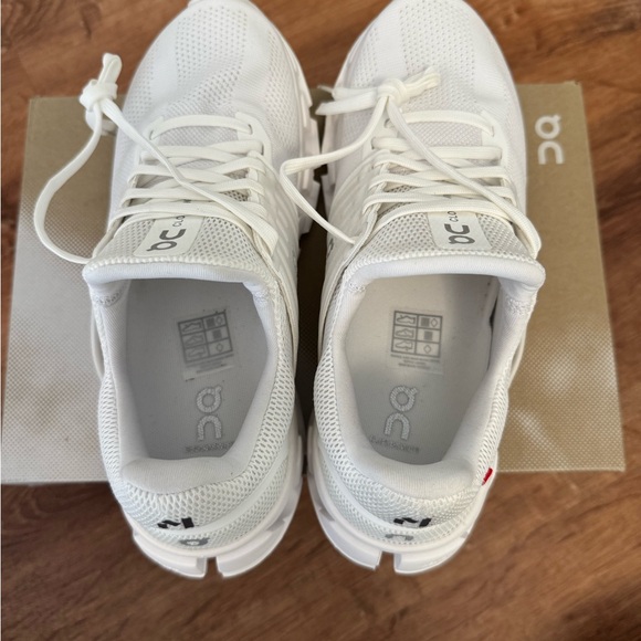 Brand New! On Running Cloudswift 3 AD size 7 - Picture 4 of 8